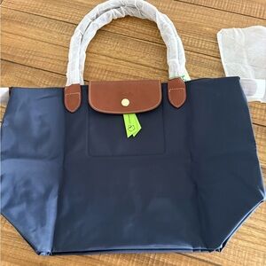 NWT LONGCHAMP Le Pliage Classic Nylon Shoulder Tote.